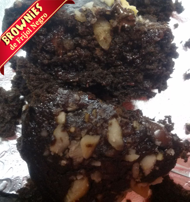 Brownies-frijol-negro-1 Brownies De Frijol Negro | Receta De Brownies Sin Harina