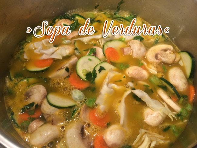 Sopa-De-Verduras-4 Sopa De Verduras Fácil Y Deliciosa | Sopa Saludable